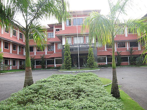 Hình minh họa từ gregarious - thích giao thiệp hòa đồng vui vẻ