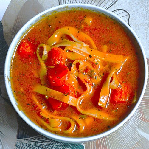 Hình minh họa từ broth - nước hầm xương thịt