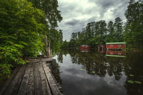 Hình minh họa từ boathouse - nhà để thuyền ven sông