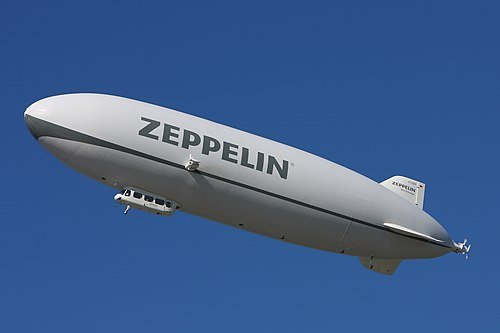 Hình minh họa từ airship - khí cầu bay khổng lồ có động cơ