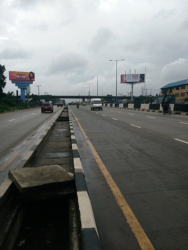 Hình minh họa từ Expressway - Đường cao tốc, xa lộ liên tỉnh tốc độ cao