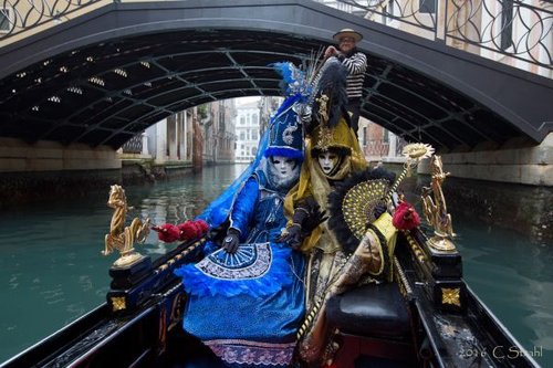Hình minh họa từ gondola - thuyền đáy bằng gondola Venice