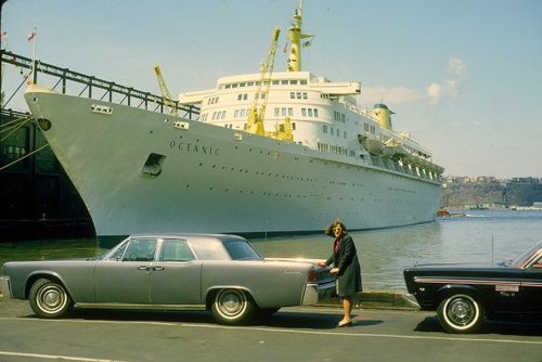 Hình minh họa từ ocean liner - tàu viễn dương xuyên đại dương