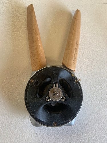 Hình minh họa từ pepper mill - cối xay hạt tiêu cầm tay