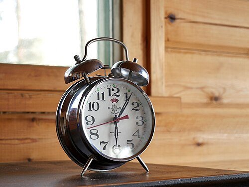Hình minh họa từ Alarm - Chuông báo thức