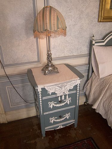 Imagen de Nightstand - Mesita de noche