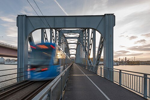 Hình minh họa từ Overpass - Cầu vượt đường bộ trên cao