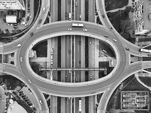 Hình minh họa từ Roundabout - Bùng binh, vòng xuyến giao thông