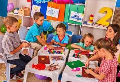 Hình minh họa từ Kindergarten - Trường mầm non, mẫu giáo