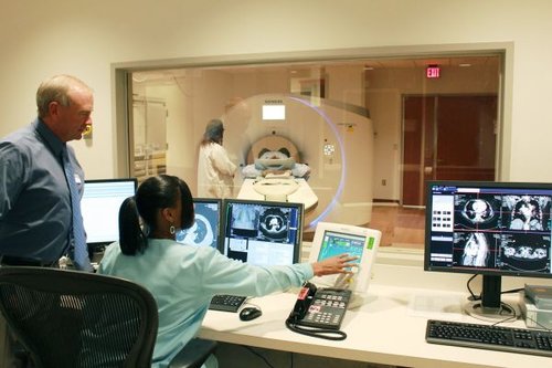 Hình minh họa từ radiology - khoa chẩn đoán hình ảnh X-quang