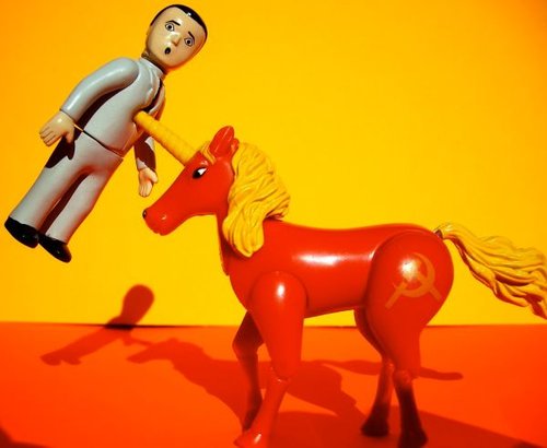 Hình minh họa từ capitalist - nhà tư bản đầu tư kinh doanh