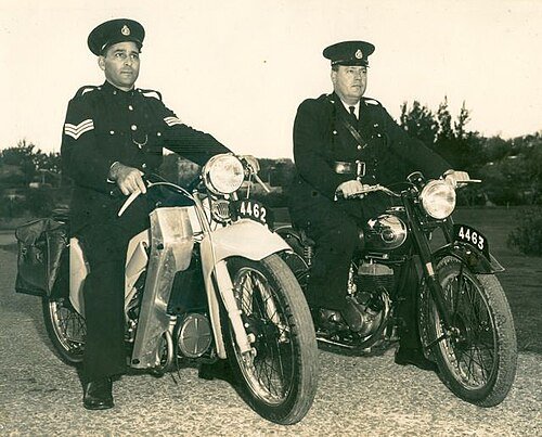 Hình minh họa từ inspector - thanh tra viên kiểm tra giám sát