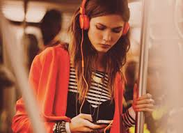 Hình minh họa từ Headphone - Tai nghe