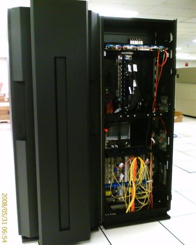 Hình minh họa từ mainframe - máy tính lớn máy tính trung tâm