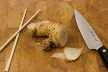 Hình minh họa từ galangal - củ riềng