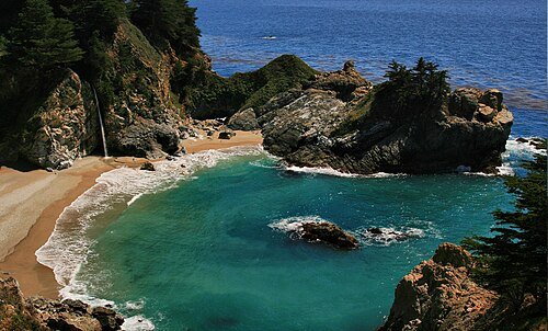 Hình minh họa từ cove - vũng biển kín gió
