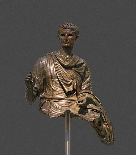 Hình minh họa từ Bronze - Màu đồng thiếc, màu nâu đồng